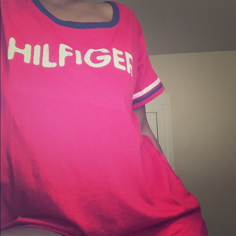 Tommy Hilfiger tee shirt